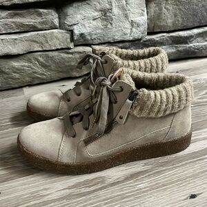 Aetrex arch support sneaker/boot (40)